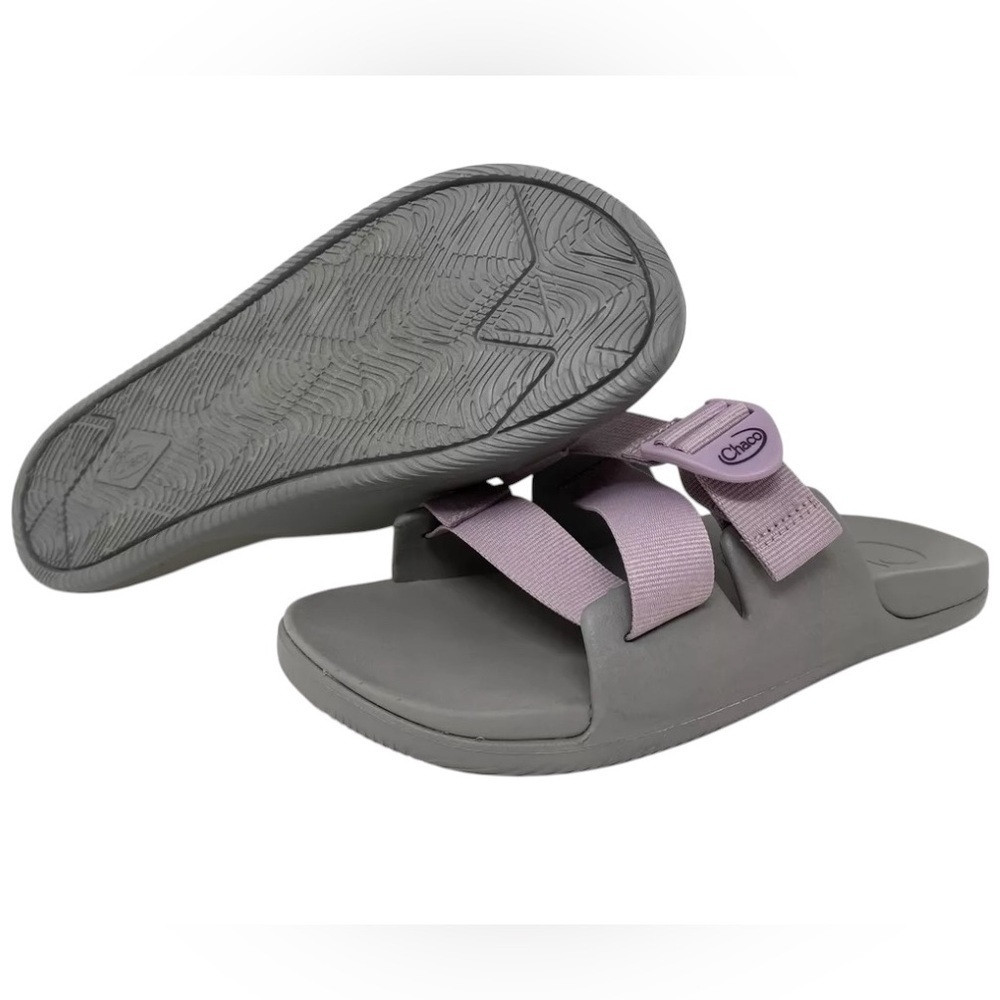 Chaco Women’s size 11
Solid mauve Violet